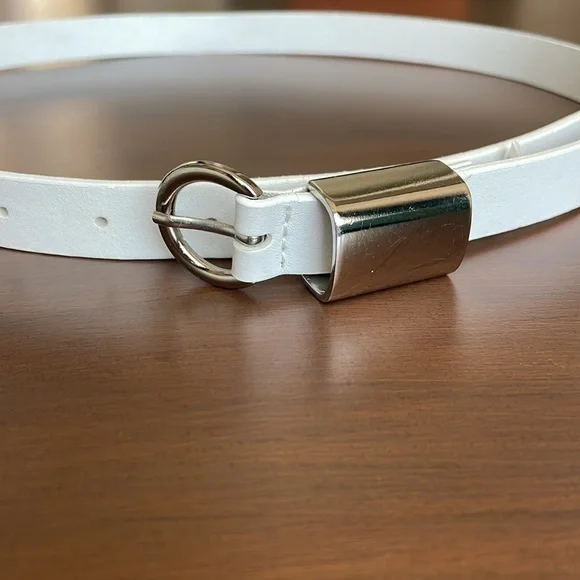 Saint James Belt